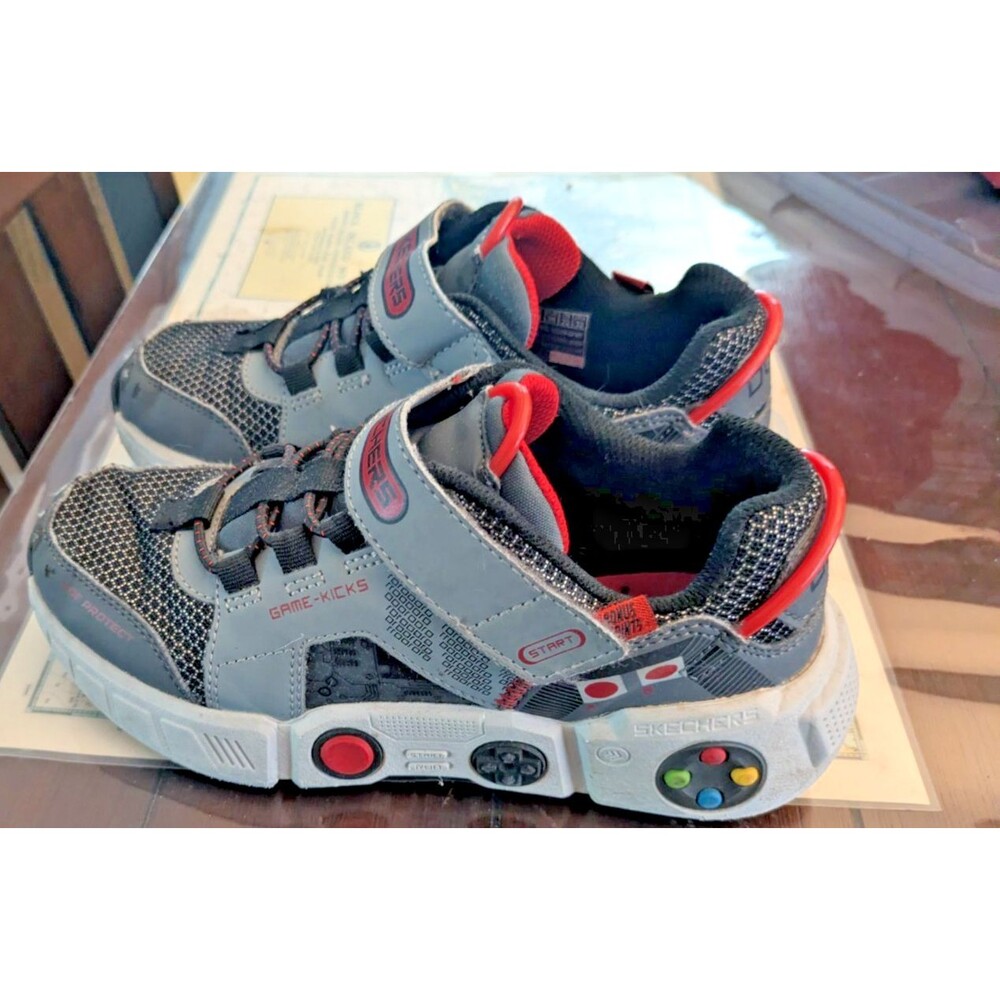 Skechers Game Kicks Kids Size 3 Sneakers Gray Red Video Game Boys Shoes